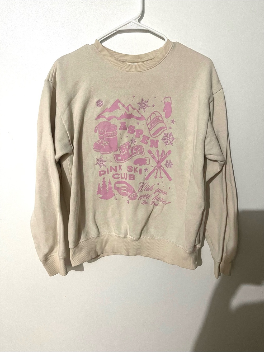 PINK Victoria's Secret Cream Crewneck with Pink Ski Graphic